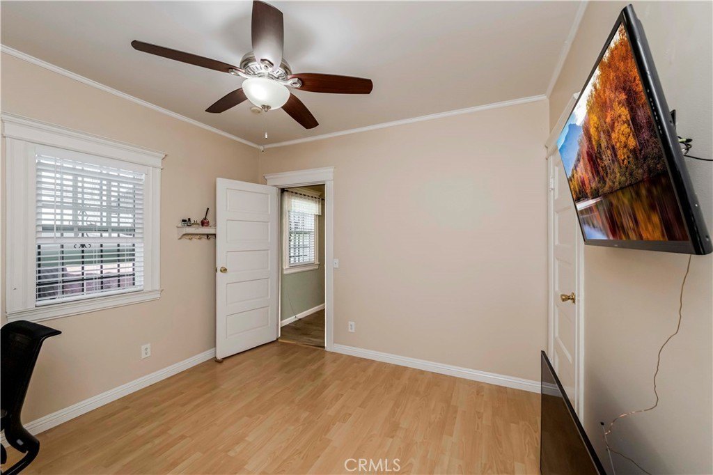 1520 S New Hampshire Avenue, Los Angeles, California, 90006, United States, 2 Bedrooms Bedrooms, ,1 BathroomBathrooms,Residential,For Sale,1520 S New Hampshire Avenue,1599966