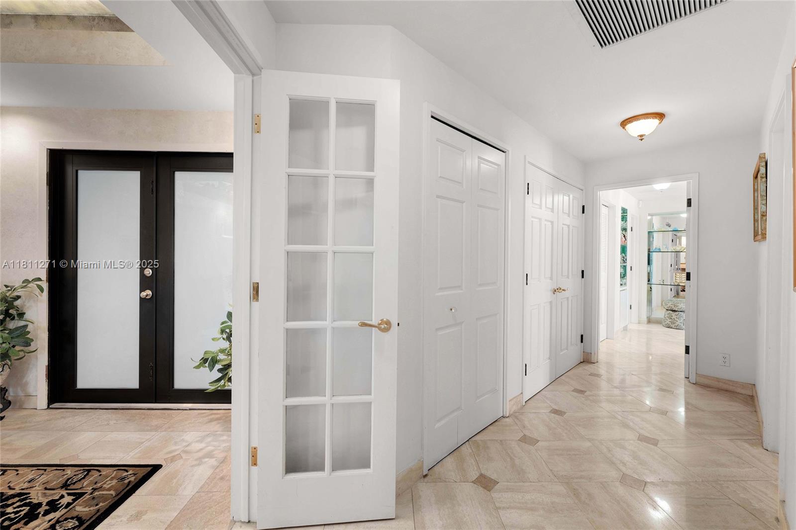 Miami Beach, Florida, 33109, United States, 4 Bedrooms Bedrooms, ,4 BathroomsBathrooms,Residential,For Sale,1837021