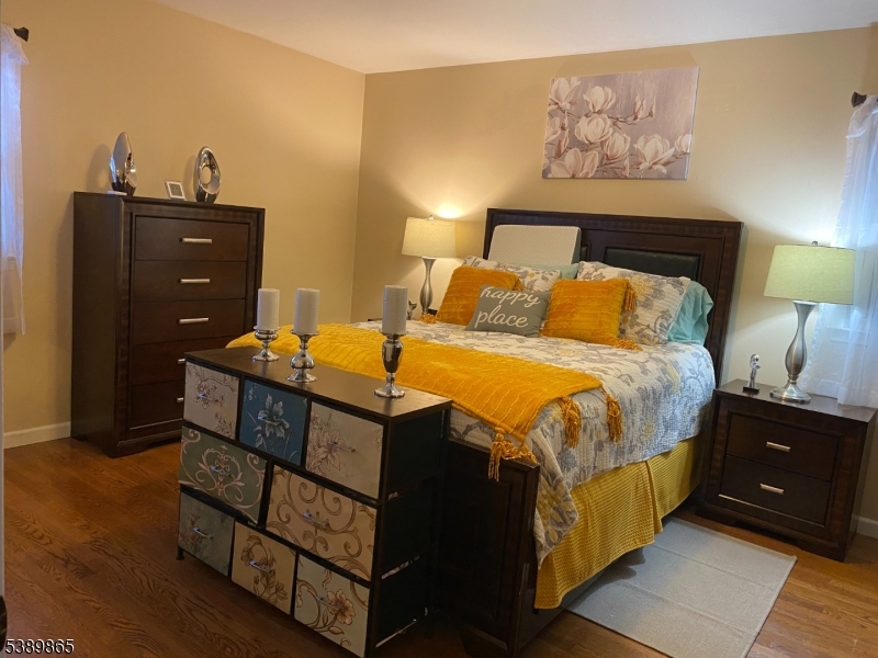 Kenilworth Boro, New Jersey, 07033, United States, 4 Bedrooms Bedrooms, ,3 BathroomsBathrooms,Residential,For Sale,1960760