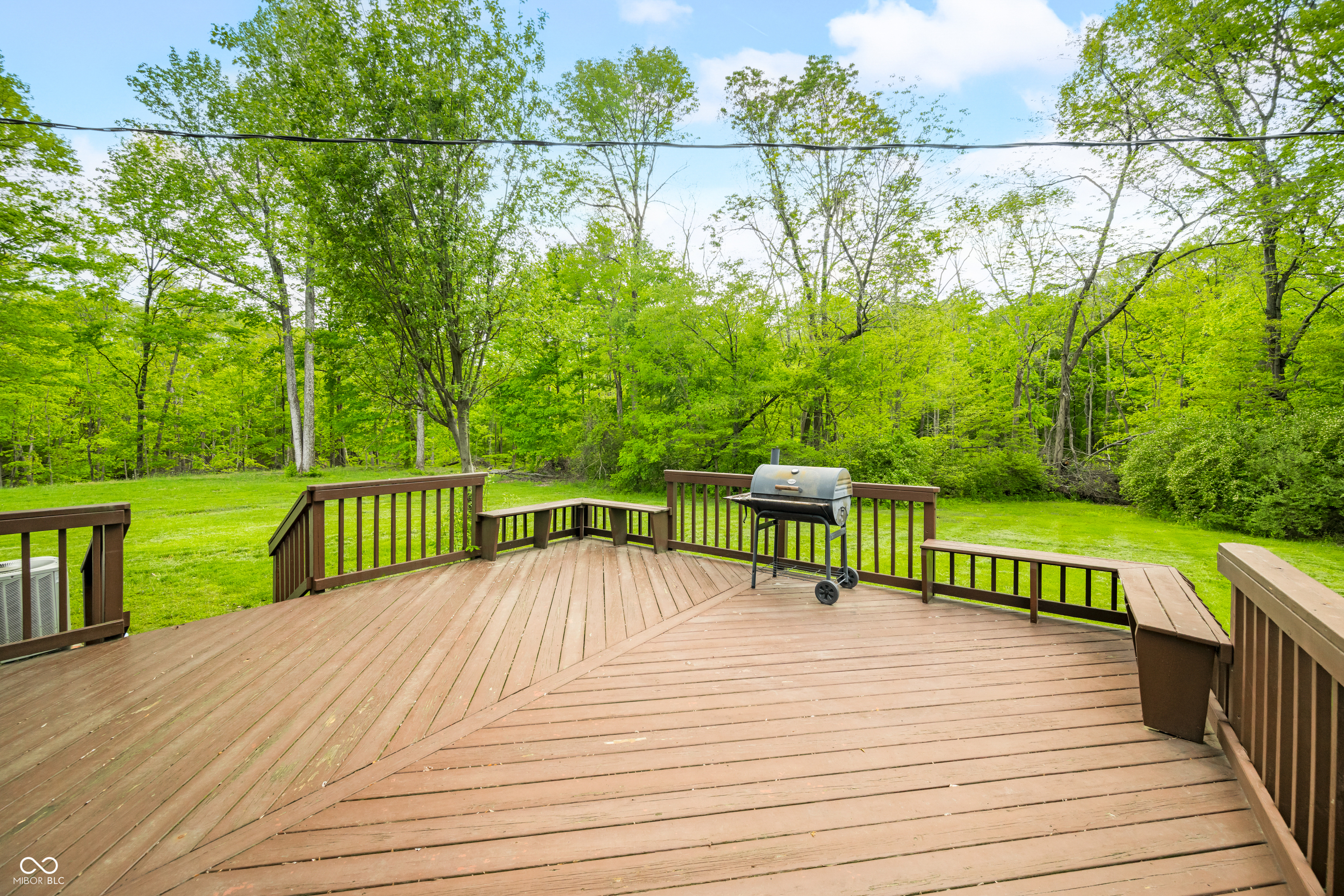 Trafalgar, Indiana, 46181, United States, 3 Bedrooms Bedrooms, ,4 BathroomsBathrooms,Residential,For Sale,1928736