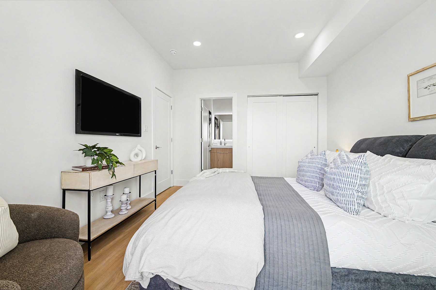  101 B Westminster Avenue - 物件實景