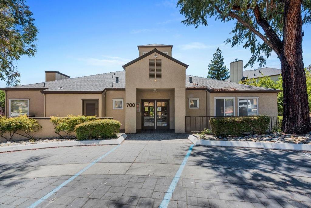 Hayward, California, 94544, United States, 2 Bedrooms Bedrooms, ,2 BathroomsBathrooms,Residential,For Sale,1983988