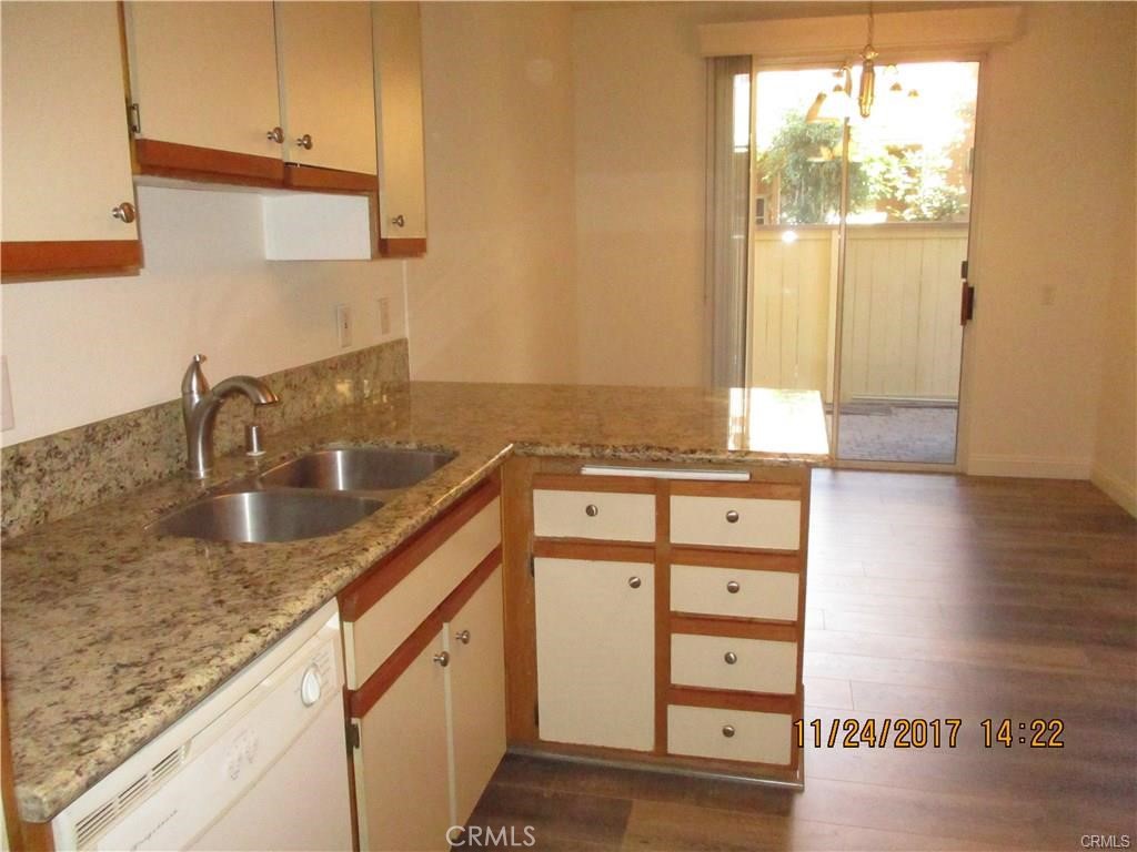 Irvine, California, 92614, United States, 2 Bedrooms Bedrooms, ,3 BathroomsBathrooms,Residential,For Sale,1922960