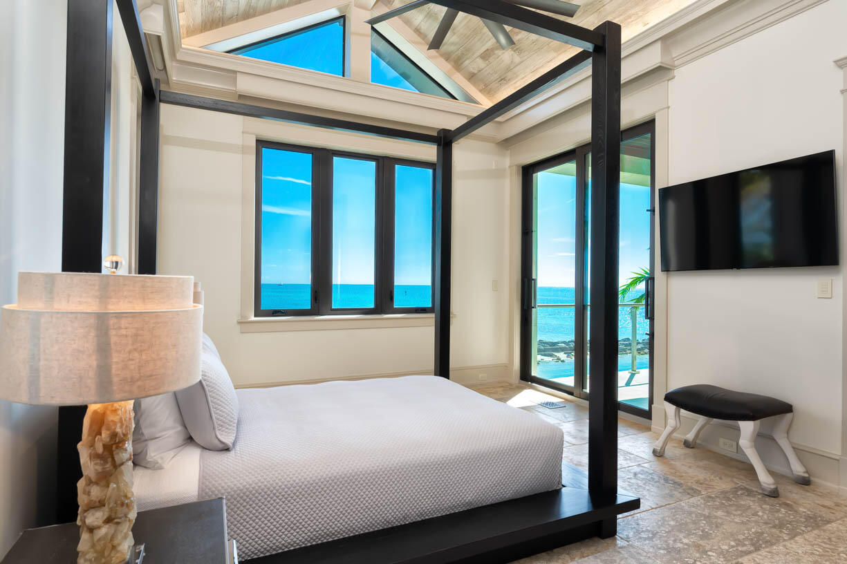 Duck, Florida, 33050, United States, 3 Bedrooms Bedrooms, ,4 BathroomsBathrooms,Residential,For Sale,1970637