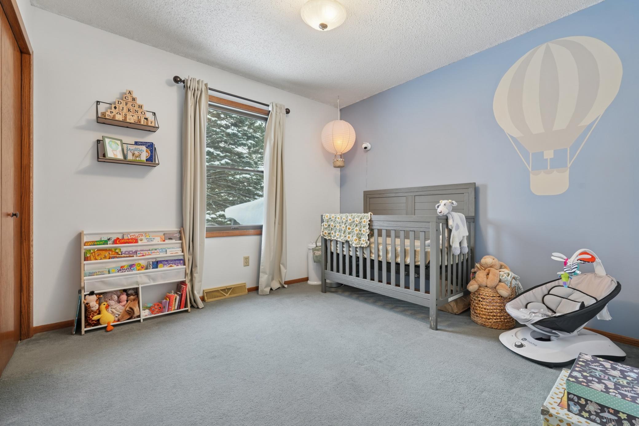 Hudson, Wisconsin, 54016, United States, 3 Bedrooms Bedrooms, ,1 BathroomBathrooms,Residential,For Sale,2002060