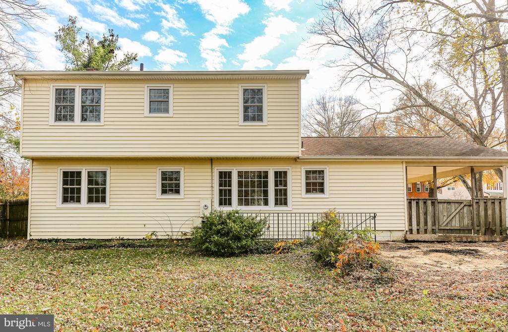 Springfield, Virginia, 22153, United States, 4 Bedrooms Bedrooms, ,4 BathroomsBathrooms,Residential,For Sale,1992836