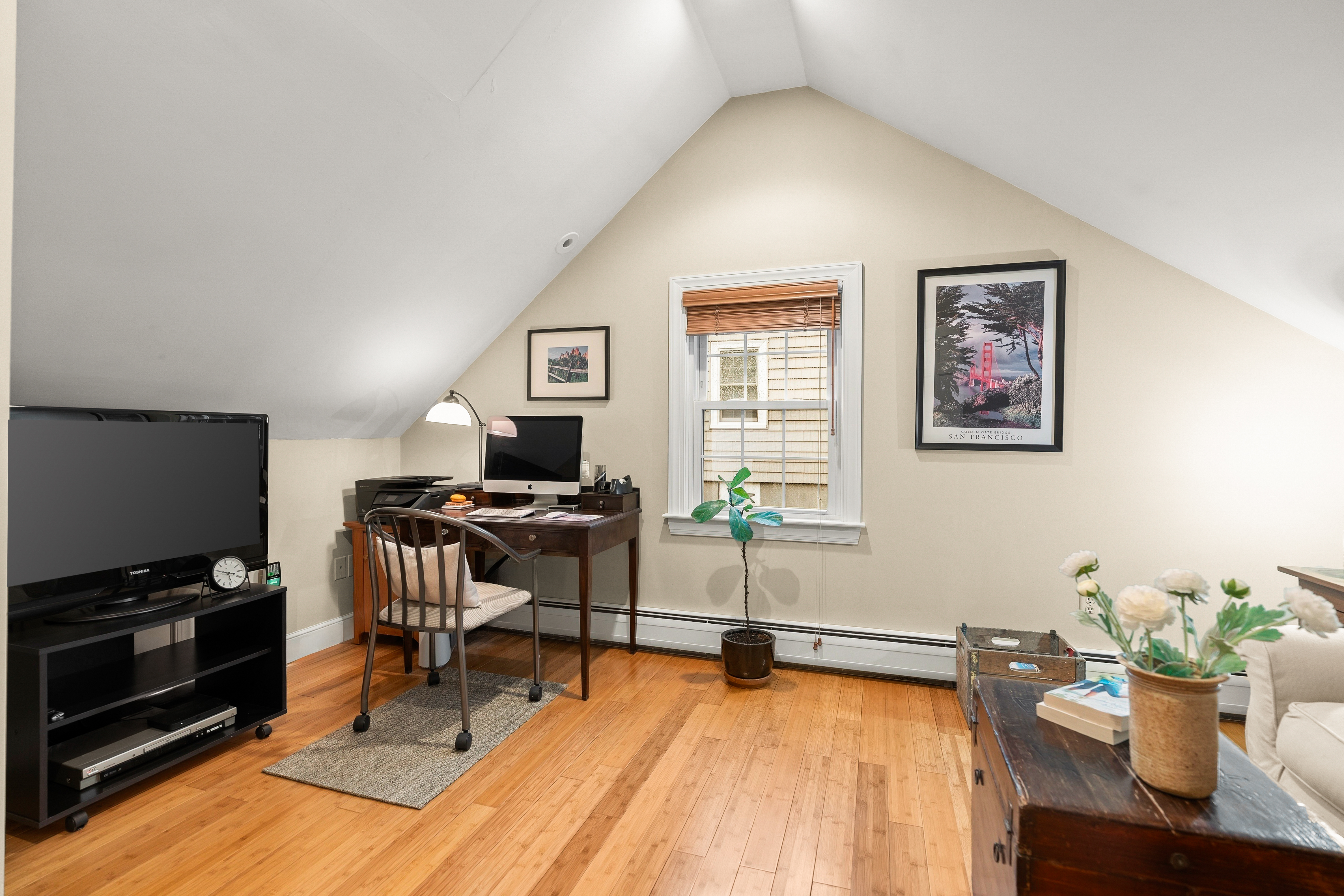  9 Roland Street, Medford, MA, 02155 - 物件實景
