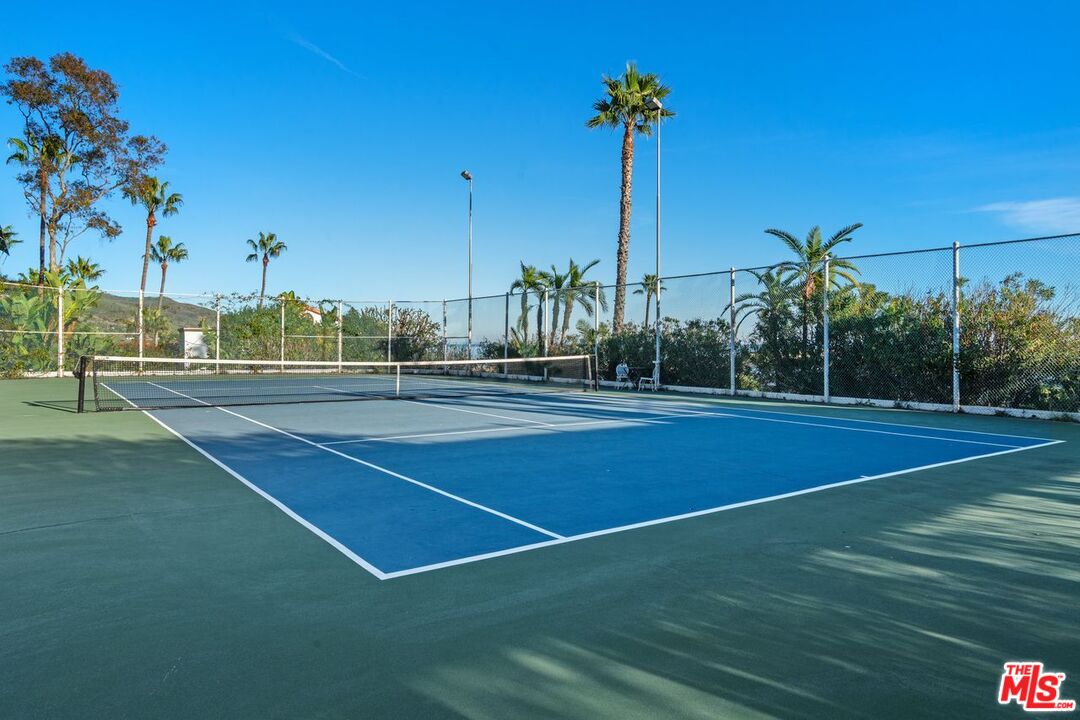 Malibu, California, 90265, United States, ,1 BathroomBathrooms,Residential,For Sale,1999798