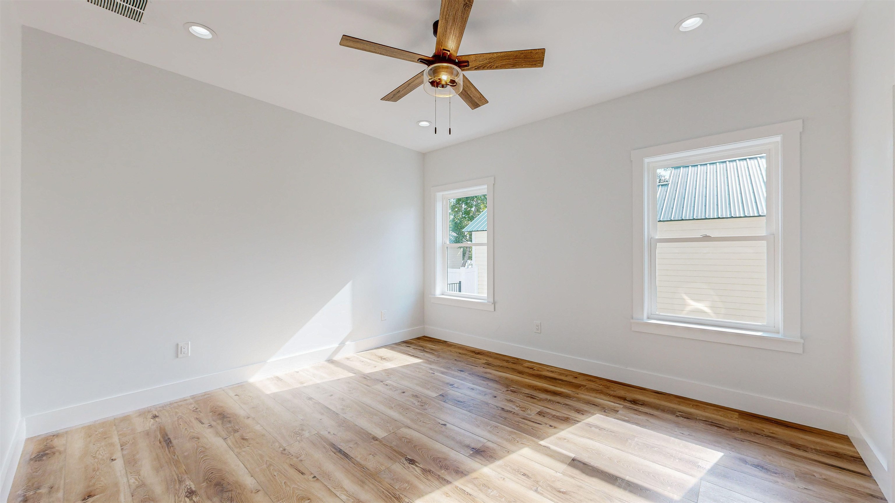 24 E Park Ave, St Augustine, Florida, 32084, United States, 4 Bedrooms Bedrooms, ,3 BathroomsBathrooms,Residential,For Sale,24 E Park Ave,1635608