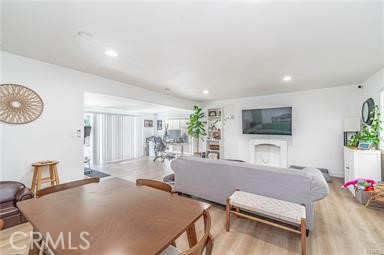 Downey, California, 90241, United States, 2 Bedrooms Bedrooms, ,1 BathroomBathrooms,Residential,For Sale,1915484