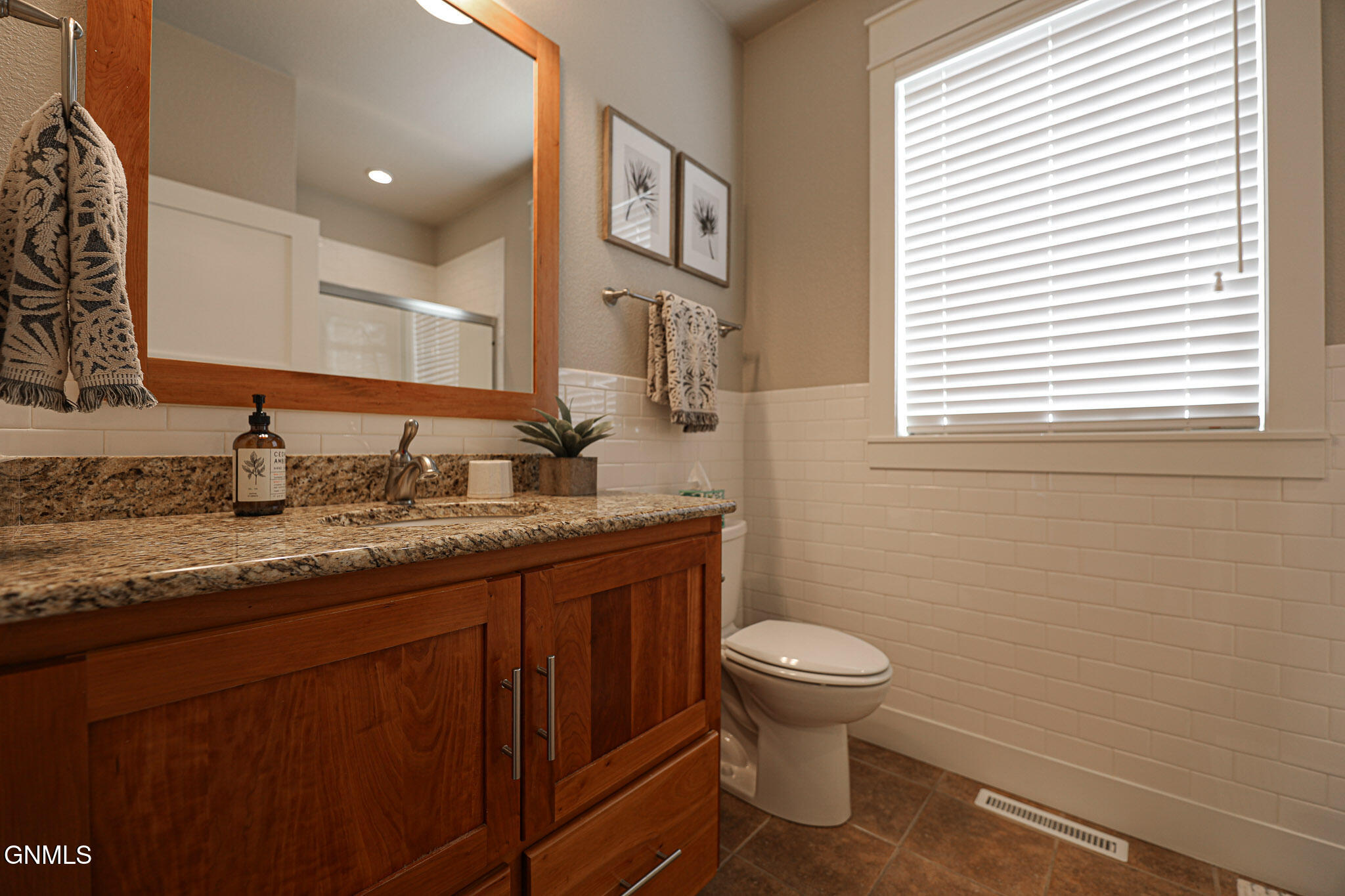 Bismarck, North Dakota, 58503, United States, 6 Bedrooms Bedrooms, ,5 BathroomsBathrooms,Residential,For Sale,1980273