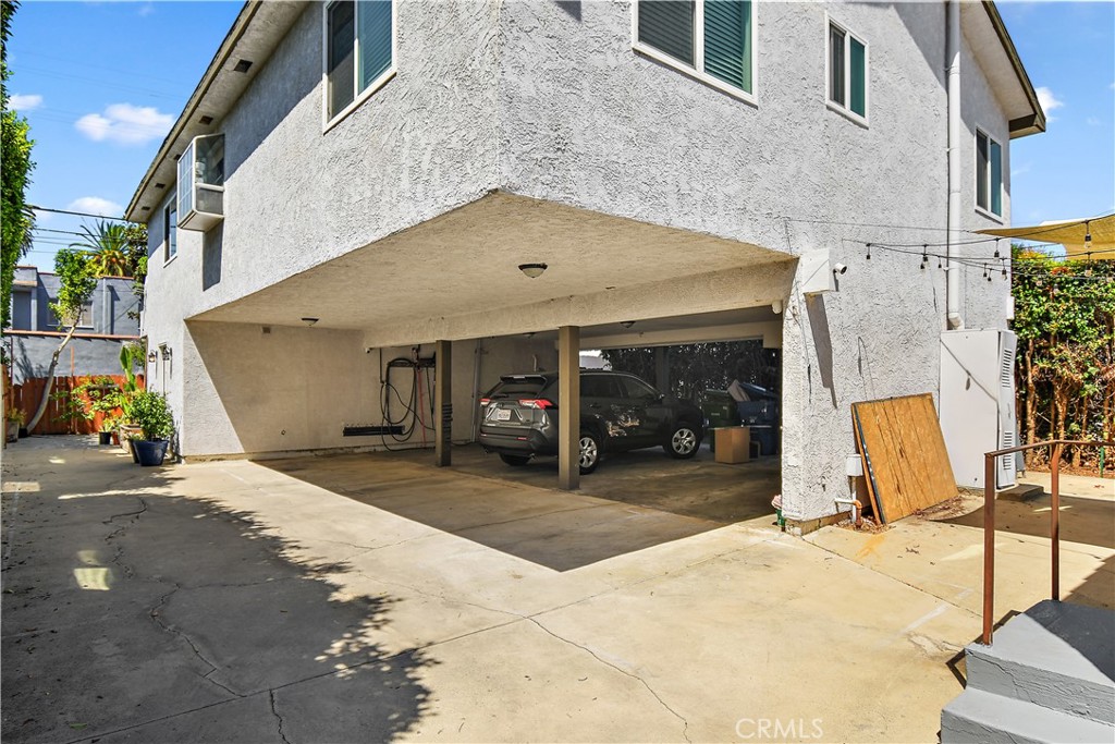 Los Angeles, California, 90019, United States, ,Residential,For Sale,2022270