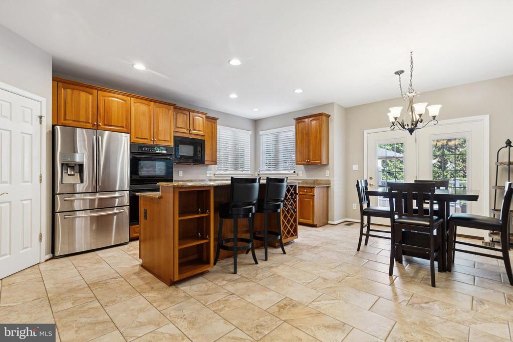 Aldie, Virginia, 20105, United States, 4 Bedrooms Bedrooms, ,4 BathroomsBathrooms,Residential,For Sale,1904270