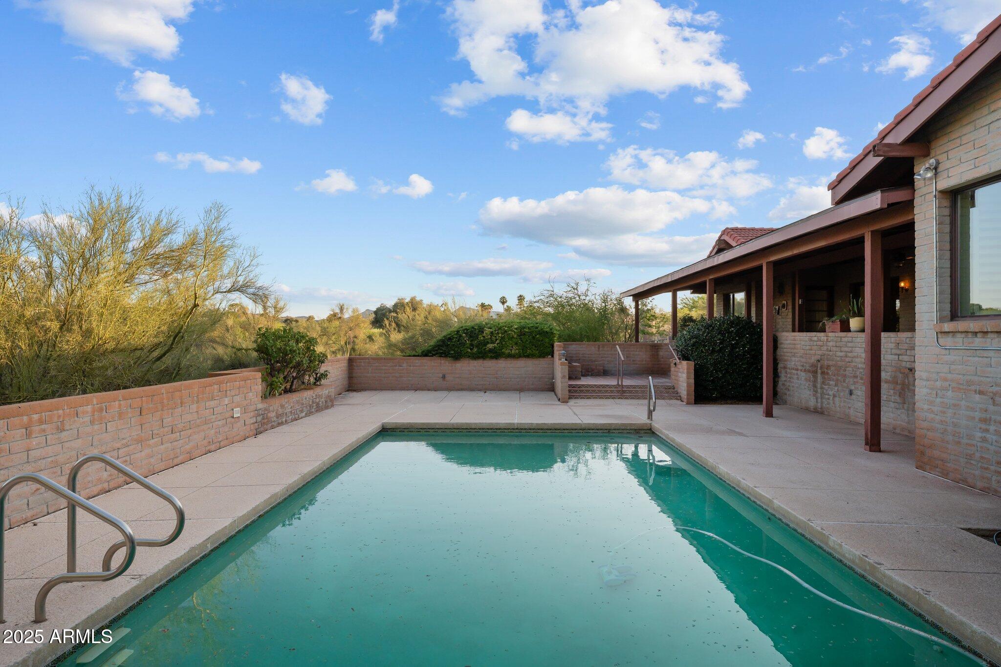Wickenburg, Arizona, 85390, United States, 3 Bedrooms Bedrooms, ,3 BathroomsBathrooms,Residential,For Sale,1976707