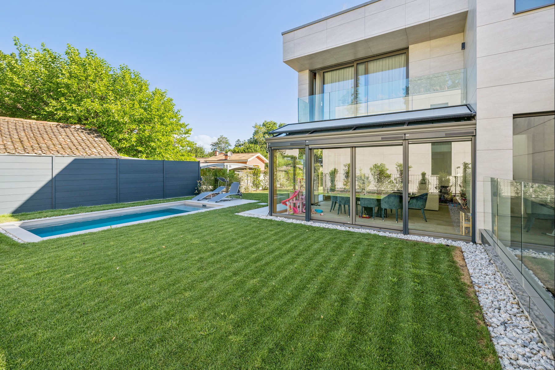  Stunning new villa - 物件實景