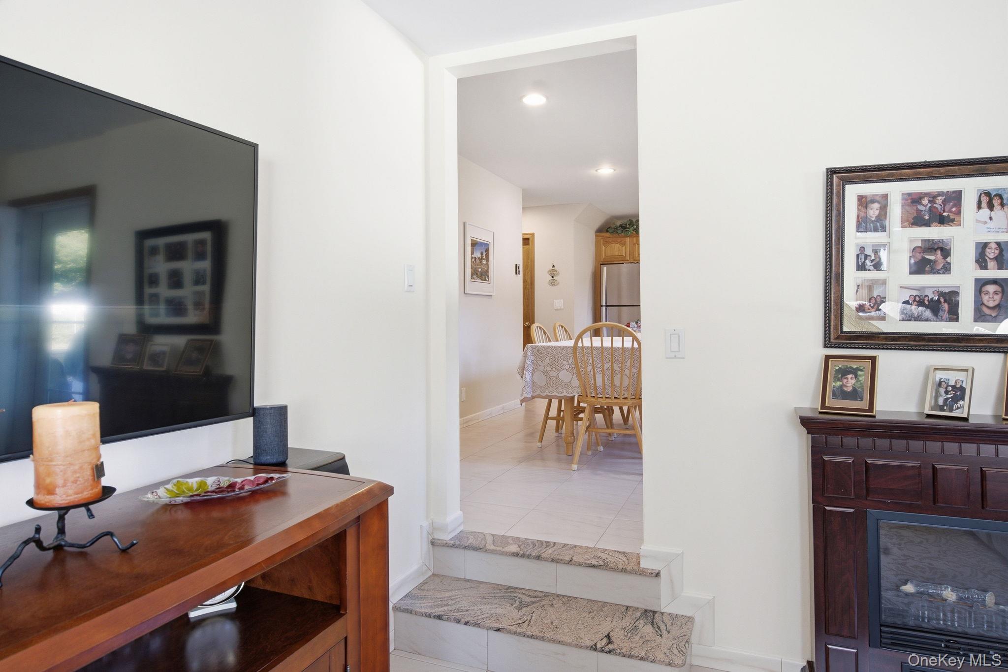  249 E 17th Street, Huntington Station, NY, 11746 - 物件實景