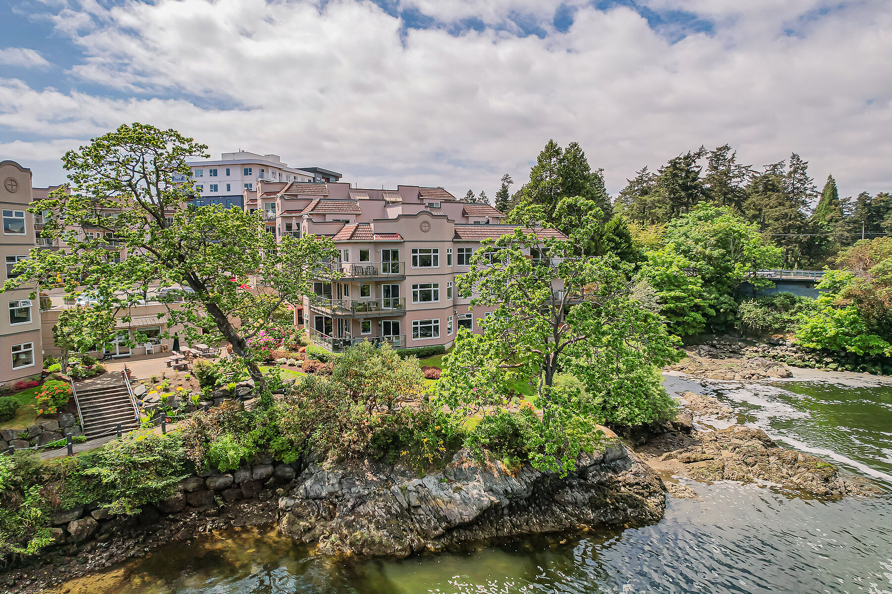  Welcome to Gorge Pointe - 物件實景
