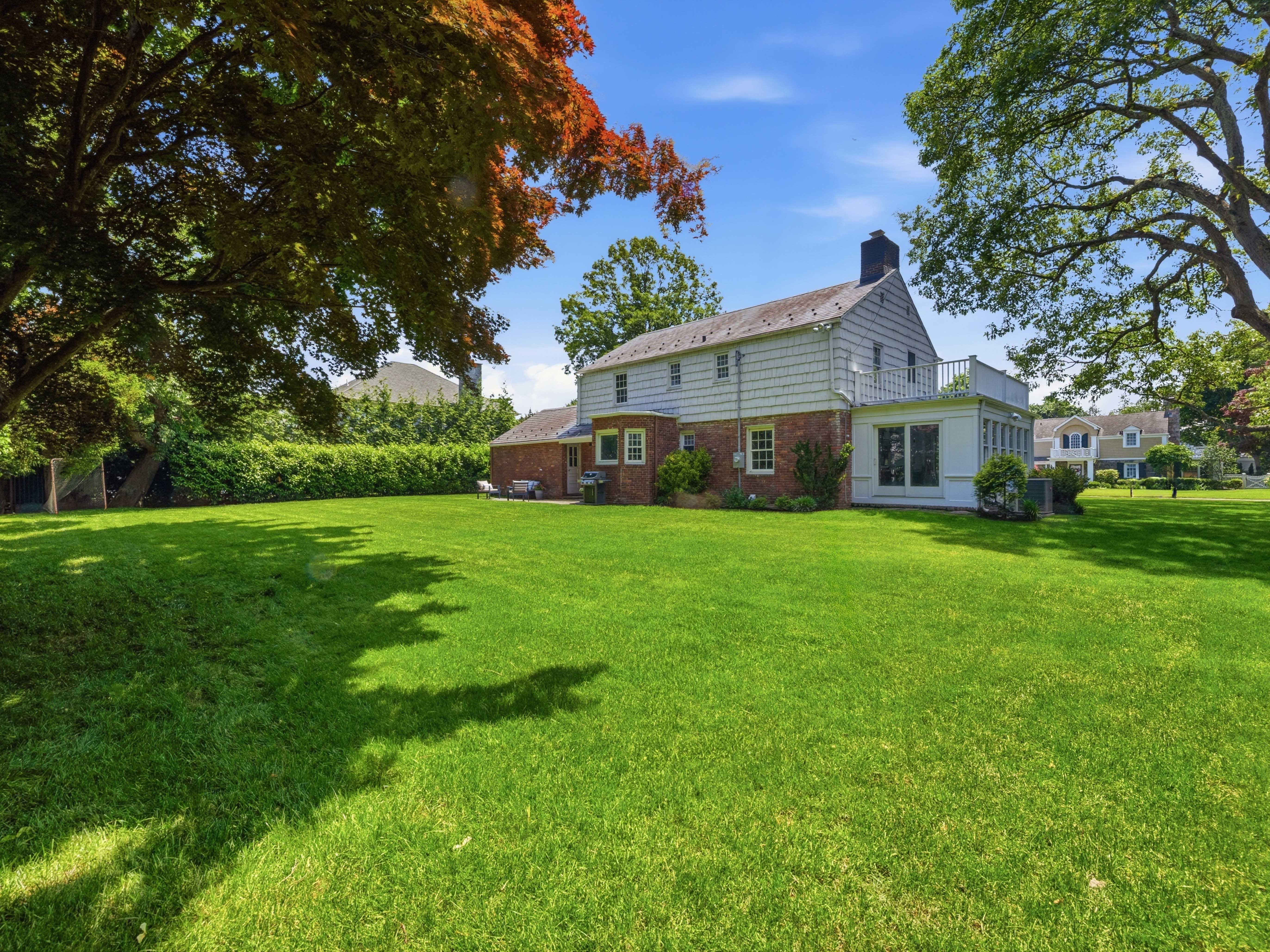  107 Dogwood Lane, Manhasset, NY, 11030 - 物件實景