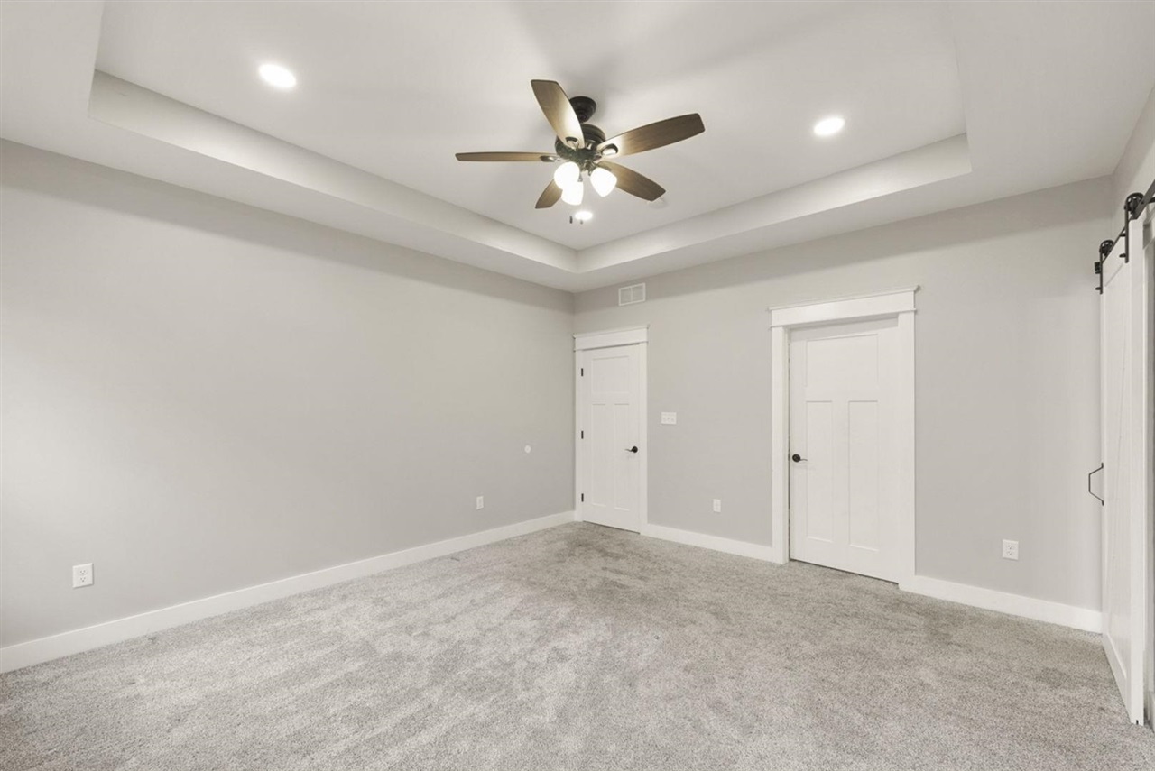 Smiths Grove, Kentucky, 42171, United States, 4 Bedrooms Bedrooms, ,3 BathroomsBathrooms,Residential,For Sale,1901805