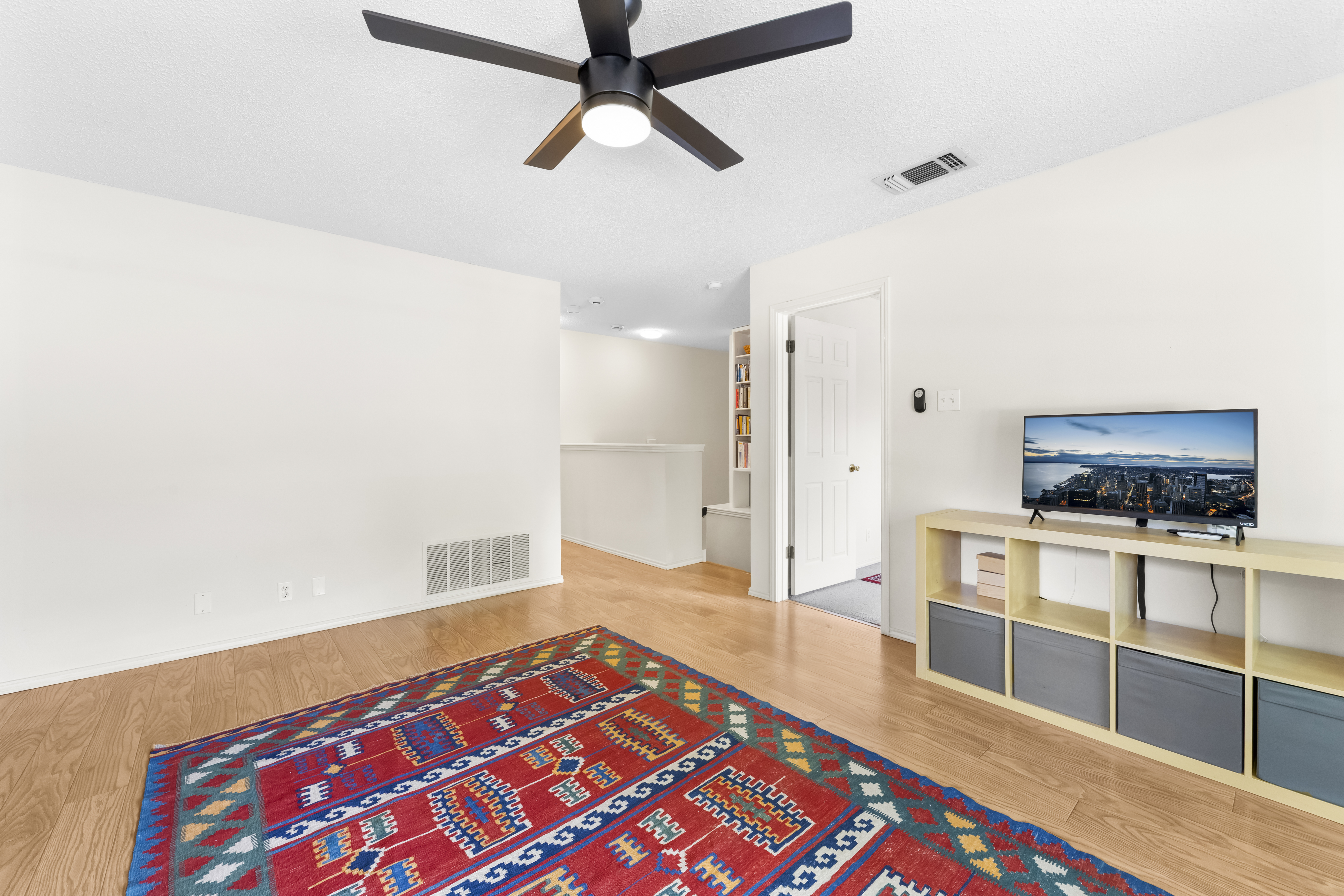  Luxury Living in Churchill Estates with Timeless Design - 物件實景