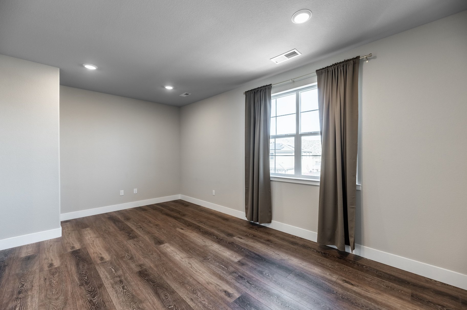  Upgraded Two Story with Unfiltered Peavine Views - 物件實景