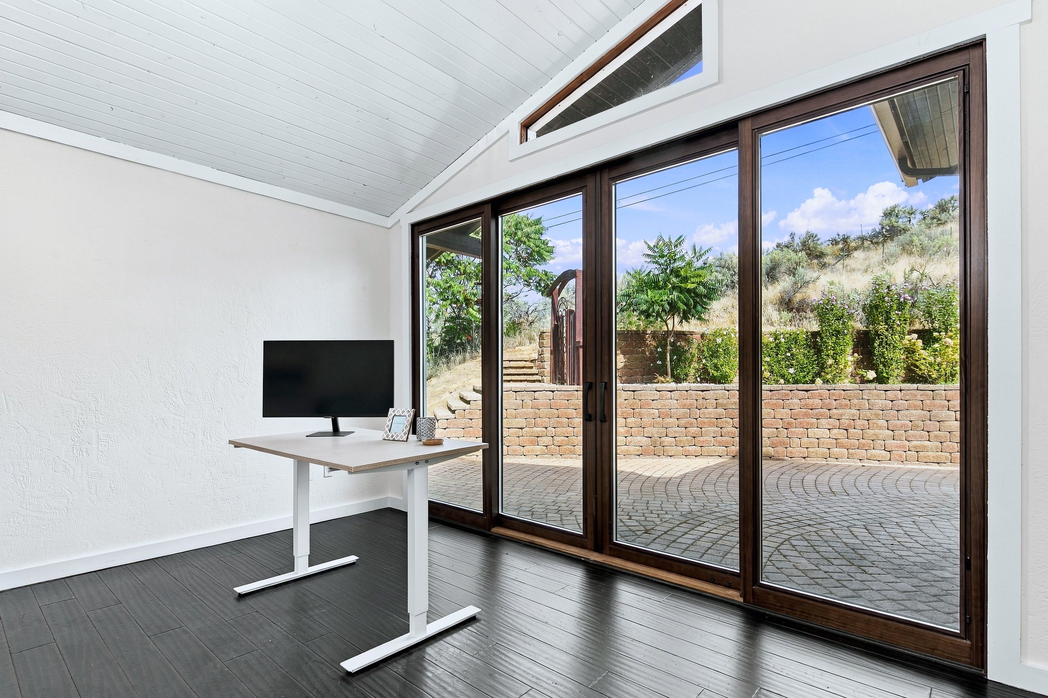  Architectural Foothills Retreat with Valley Views & Direct Trail Access - 物件實景