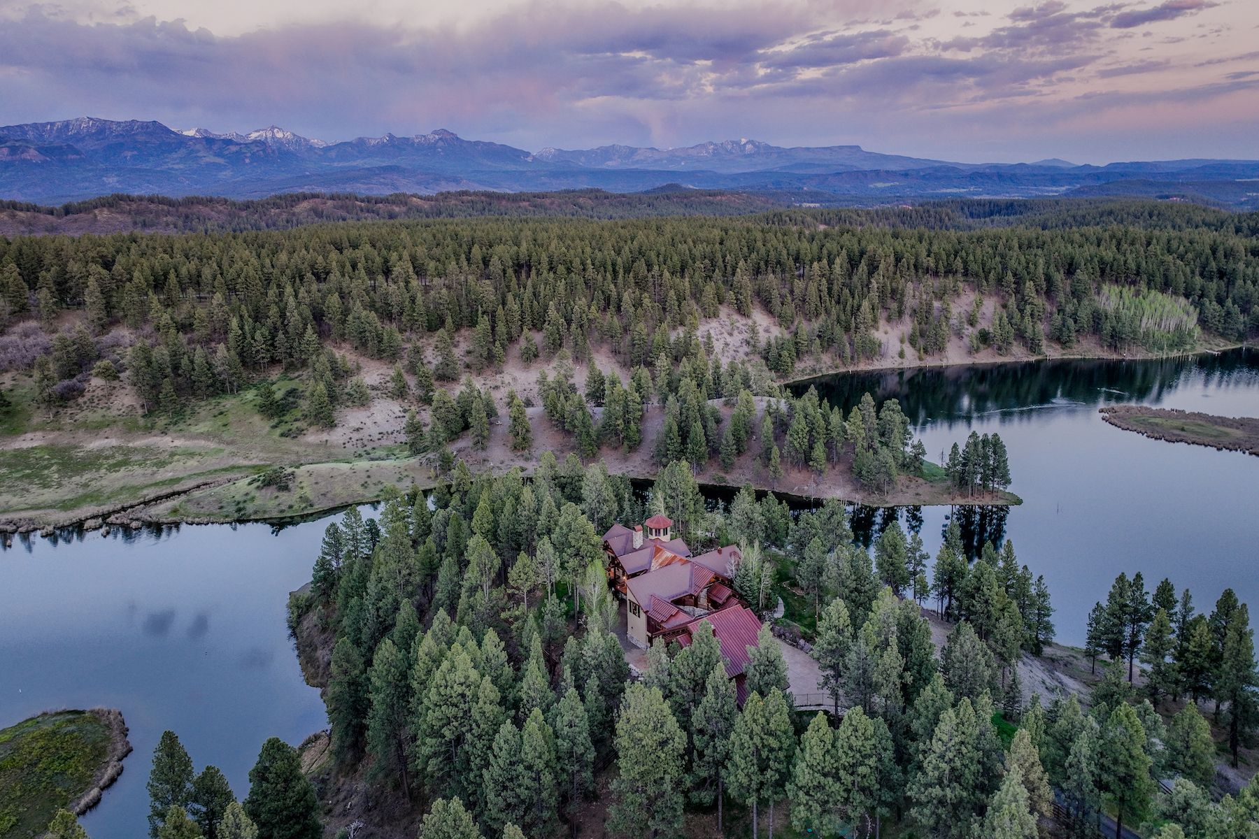  Elk Pointe Estate - 物件實景