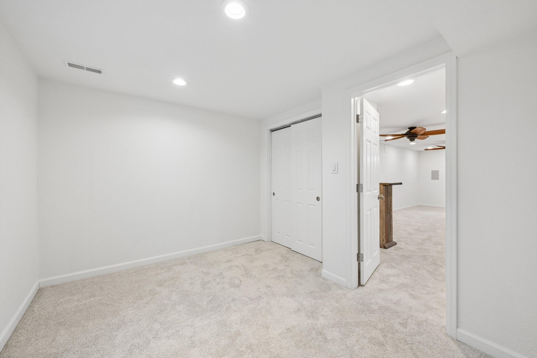  Updated 4-Becroom Brick Ranch in Arvada With Finished Basement - 物件實景