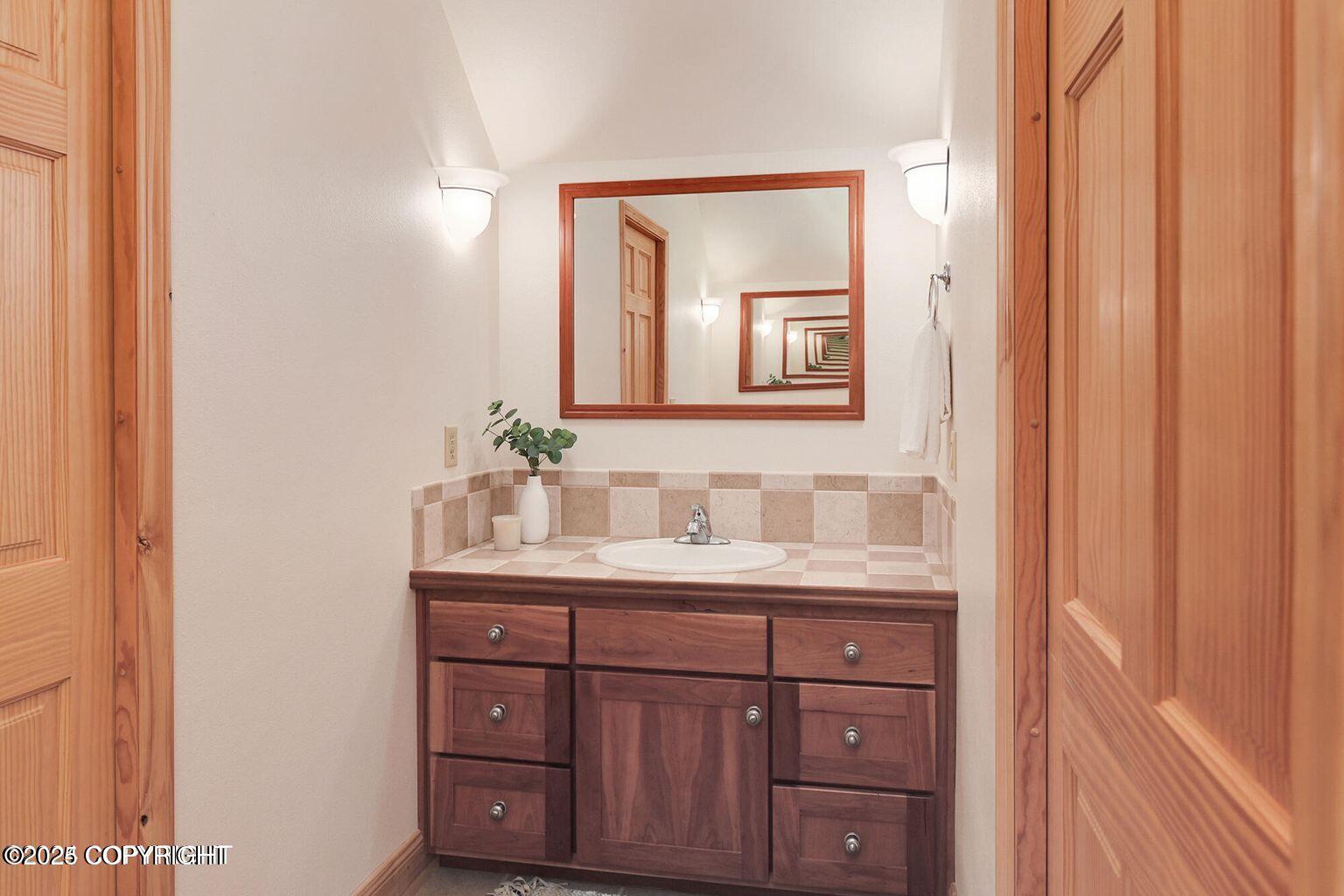 Soldotna, Alaska, 99669, United States, 5 Bedrooms Bedrooms, ,3 BathroomsBathrooms,Residential,For Sale,1978983