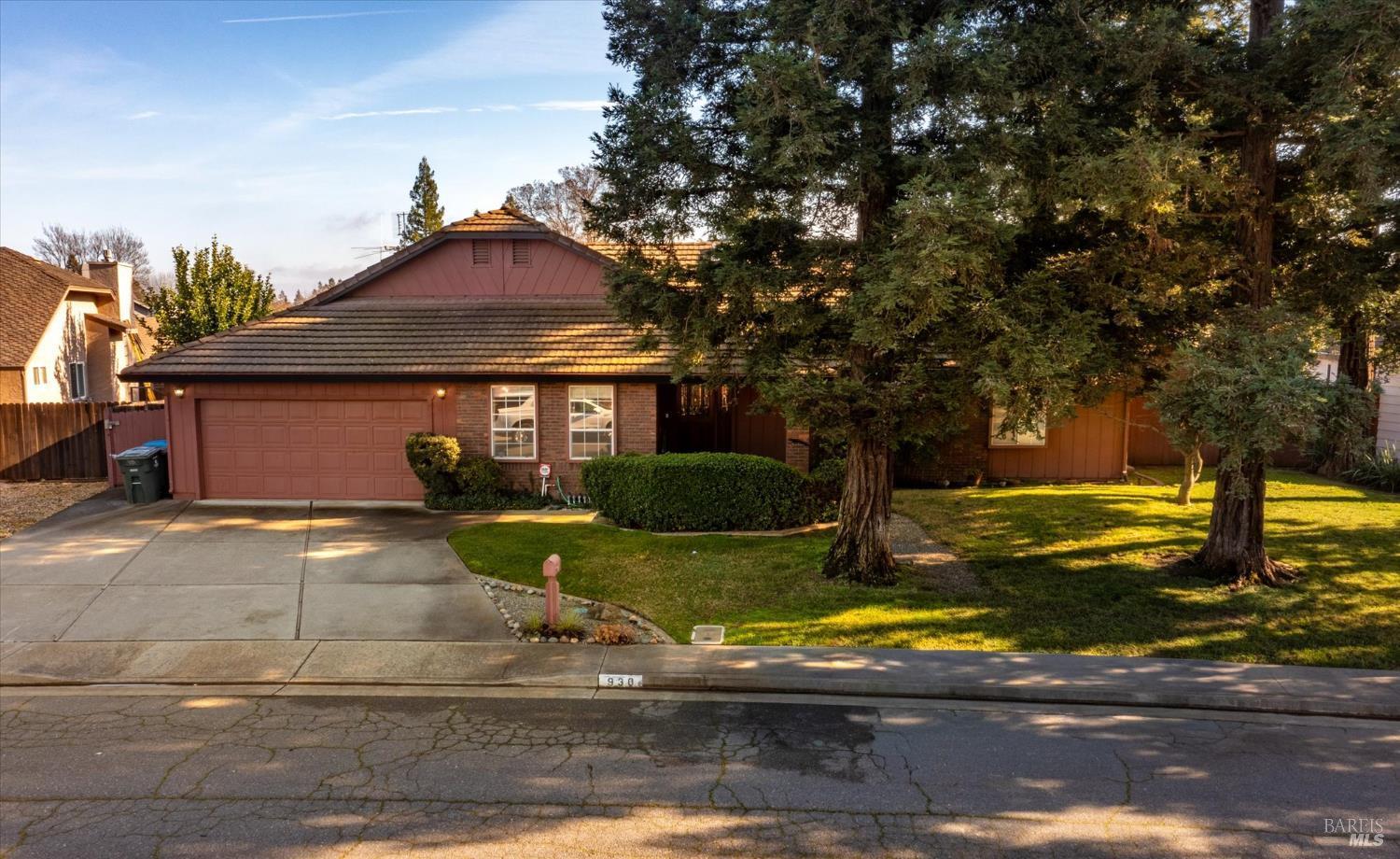 Dixon, California, 95620, United States, 3 Bedrooms Bedrooms, ,3 BathroomsBathrooms,Residential,For Sale,2012017