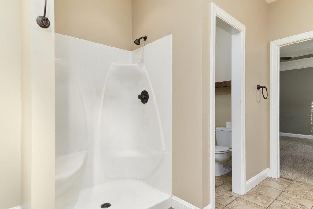 Lake Park, Georgia, 31636, United States, 5 Bedrooms Bedrooms, ,4 BathroomsBathrooms,Residential,For Sale,2008152