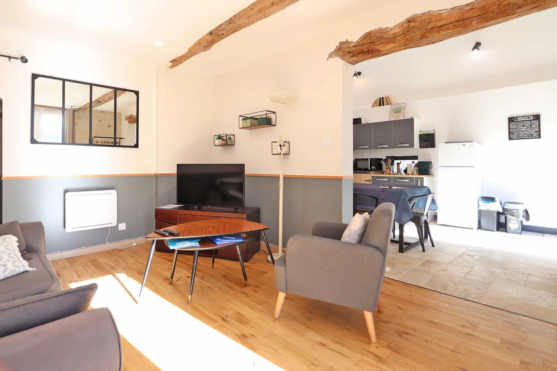 Bergerac, New Aquitaine, 24100, FR, 8 Bedrooms Bedrooms, ,5 BathroomsBathrooms,Residential,For Sale,1995803