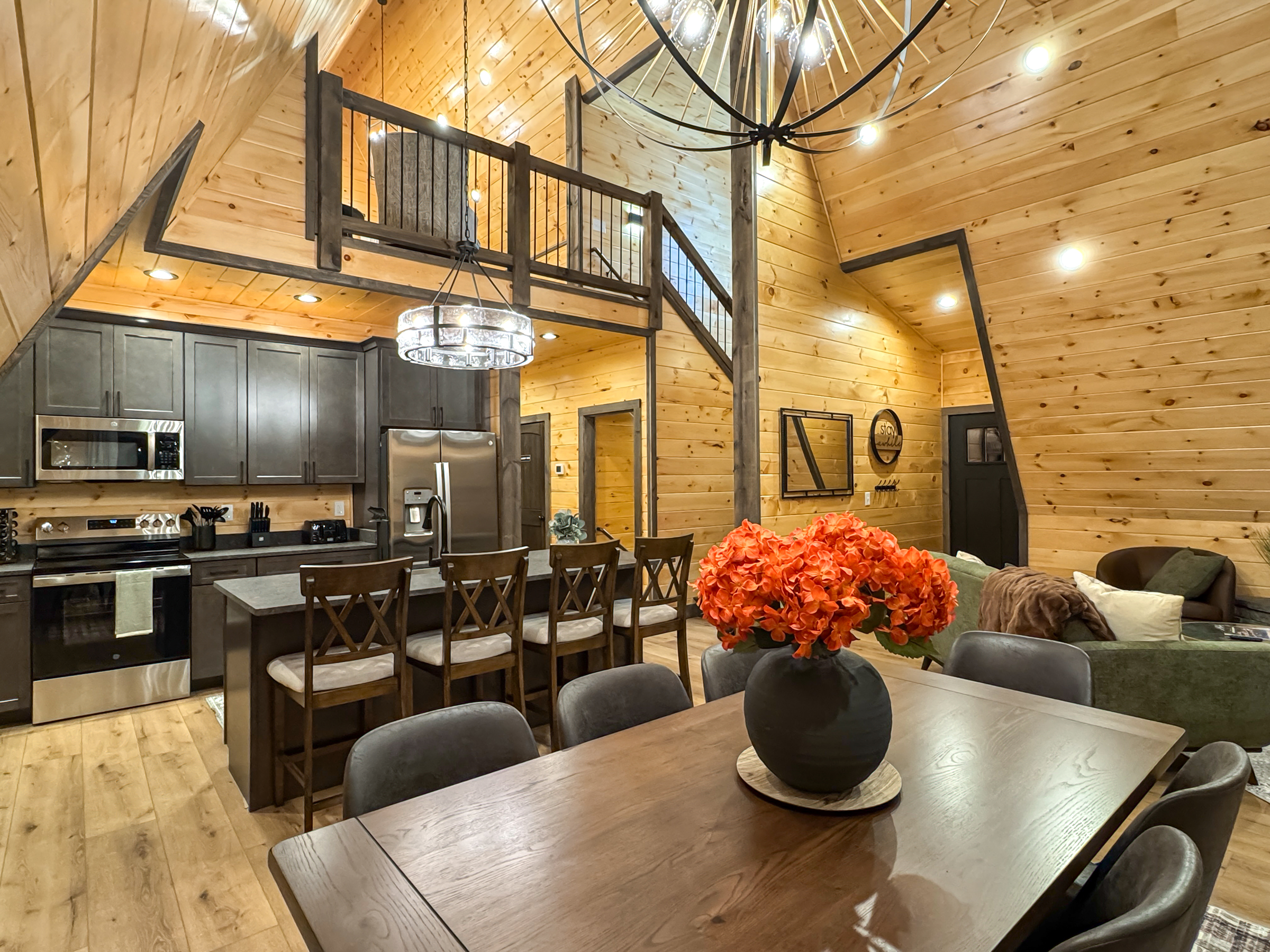 Sevierville, Tennessee, 37862, United States, 3 Bedrooms Bedrooms, ,3 BathroomsBathrooms,Residential,For Sale,1984599