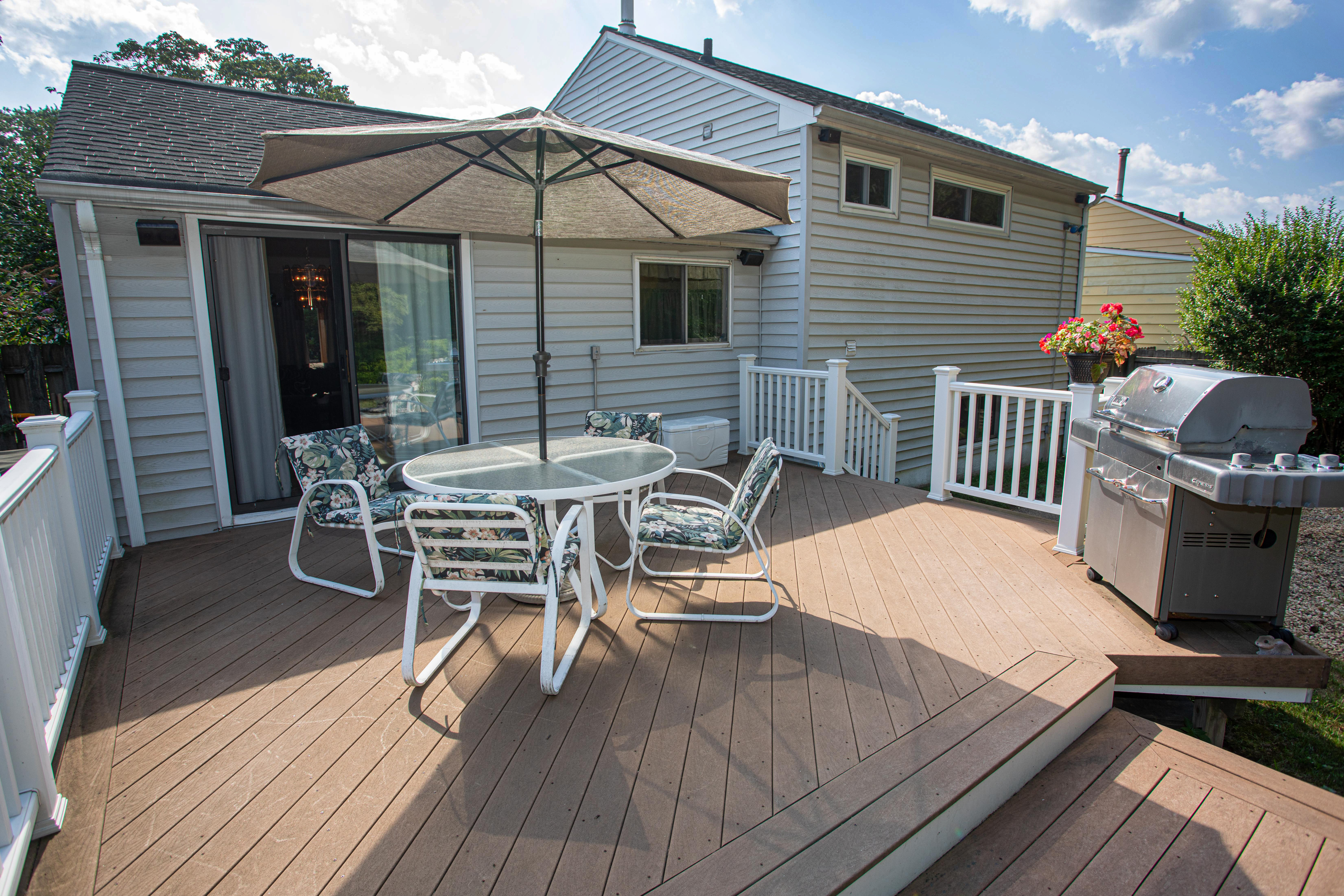 Parlin, New Jersey, 08859, United States, 3 Bedrooms Bedrooms, ,2 BathroomsBathrooms,Residential,For Sale,1915200