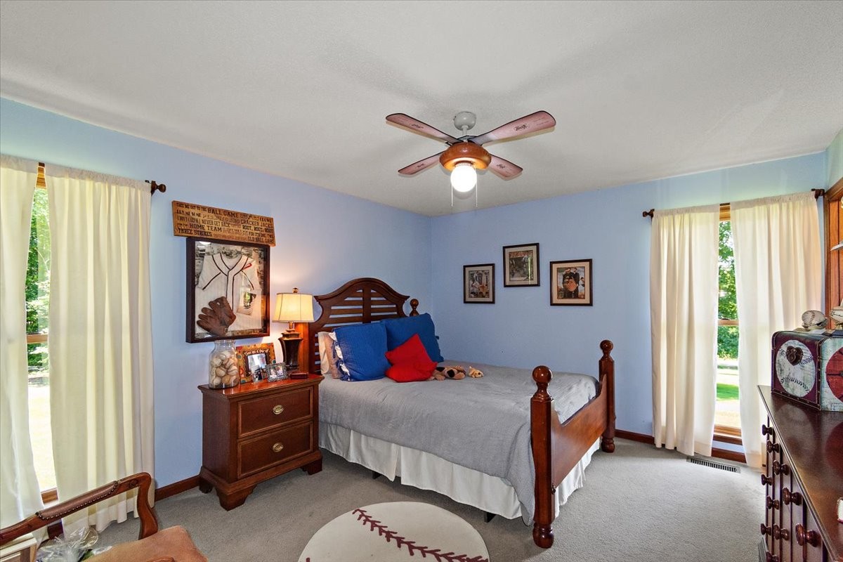 Five Points, Tennessee, 38457, United States, 4 Bedrooms Bedrooms, ,4 BathroomsBathrooms,Residential,For Sale,1902817