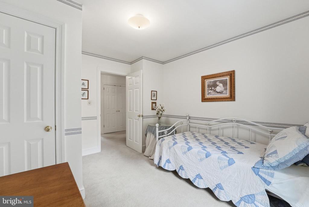 Warrenton, Virginia, 20187, United States, 4 Bedrooms Bedrooms, ,3 BathroomsBathrooms,Residential,For Sale,2048505