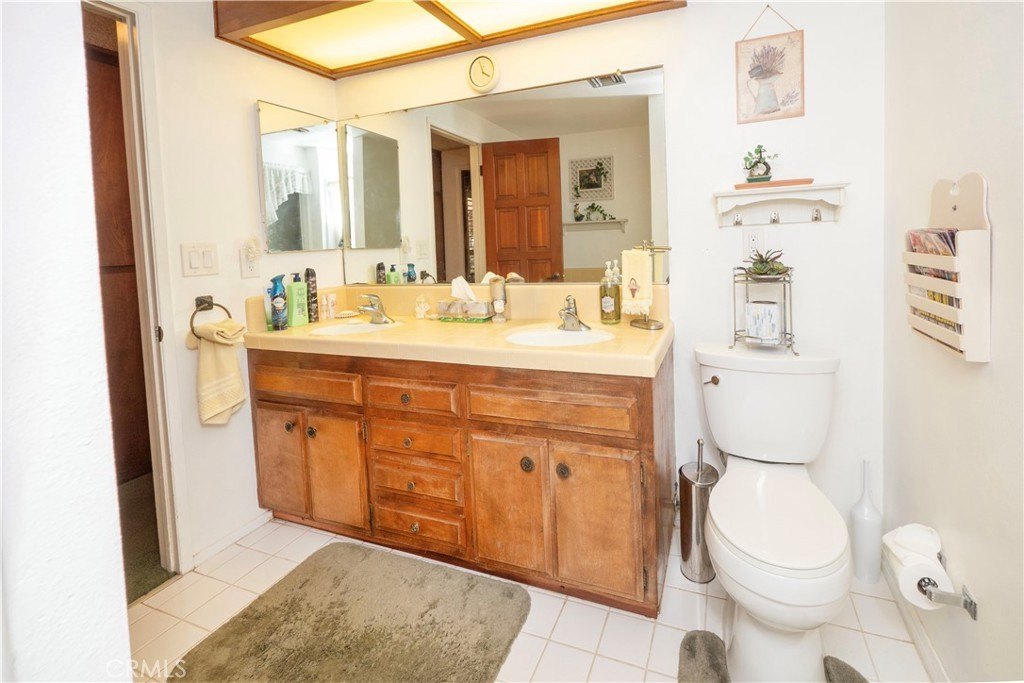 La Verne, California, 91750, United States, 3 Bedrooms Bedrooms, ,2 BathroomsBathrooms,Residential,For Sale,1981823