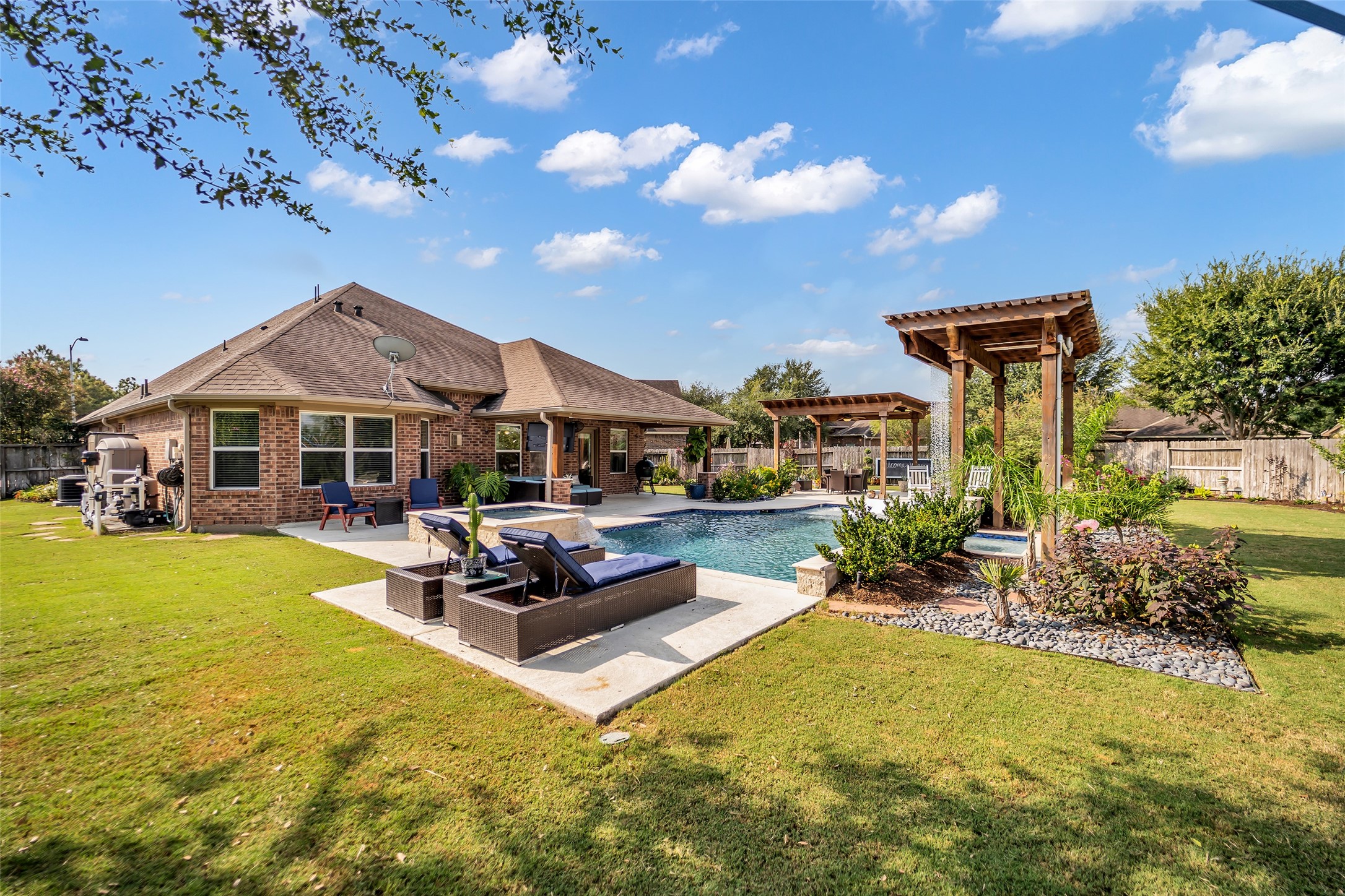 Katy, Texas, 77494, United States, 4 Bedrooms Bedrooms, ,2 BathroomsBathrooms,Residential,For Sale,1947039