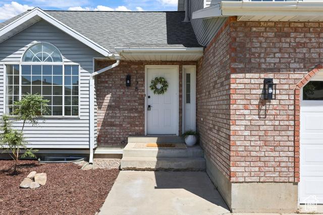 Orem, Utah, 84057, United States, 5 Bedrooms Bedrooms, ,4 BathroomsBathrooms,Residential,For Sale,1915480