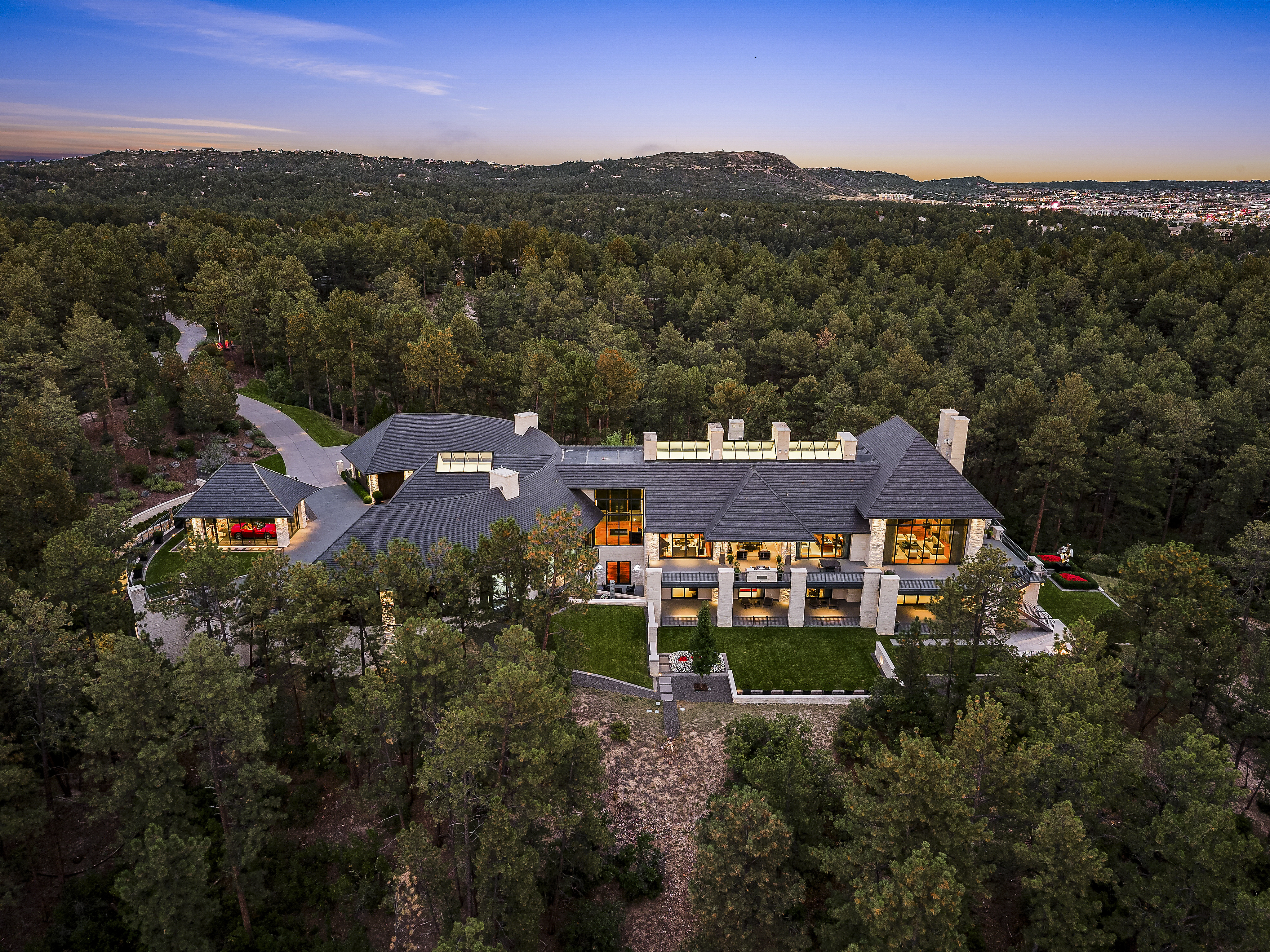  Legacy Estate Located Within The Gated Village At Castle Pines Community. - 物件實景
