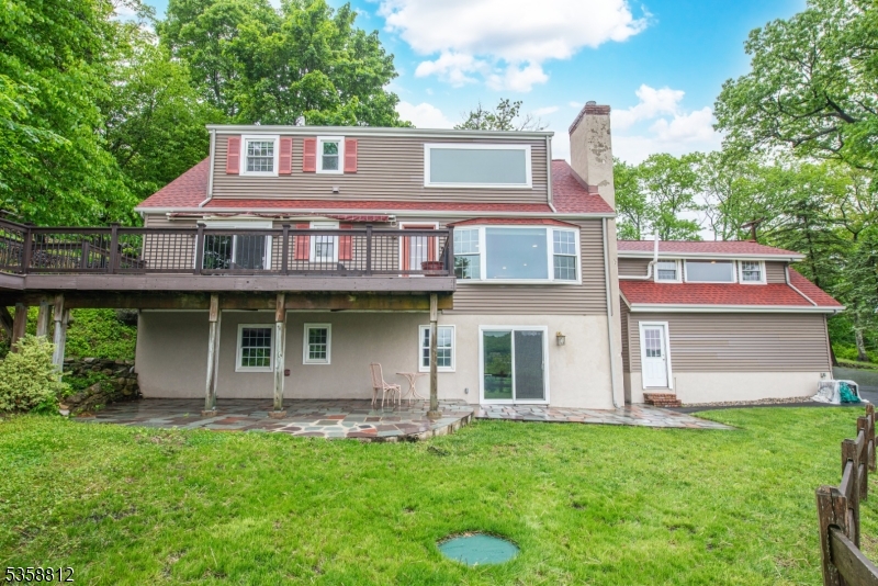 Sparta Twp., New Jersey, 07871, United States, 4 Bedrooms Bedrooms, ,3 BathroomsBathrooms,Residential,For Sale,1901474