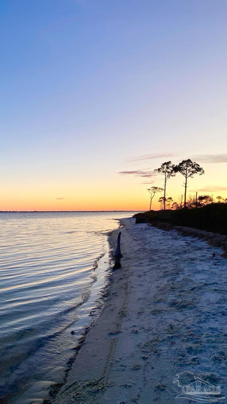 Pensacola, Florida, 32507, United States, 4 Bedrooms Bedrooms, ,4 BathroomsBathrooms,Residential,For Sale,1913346