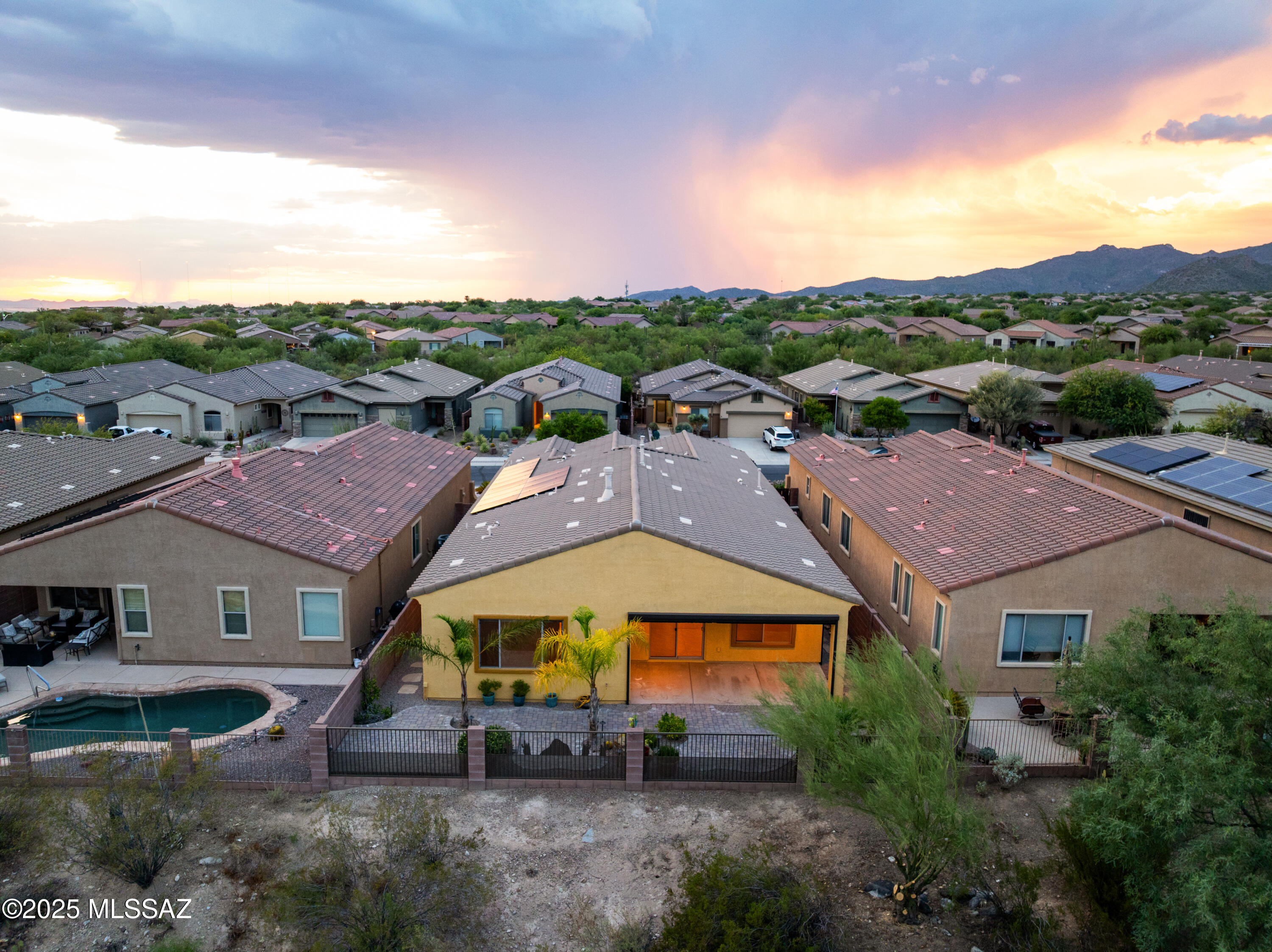 Marana, Arizona, 85658, United States, 3 Bedrooms Bedrooms, ,3 BathroomsBathrooms,Residential,For Sale,1926095