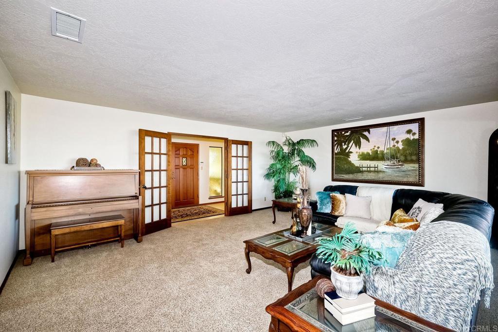 576 Camino De La Cima, San Marcos, California, 92078, United States, 5 Bedrooms Bedrooms, ,4 BathroomsBathrooms,Residential,For Sale,576 Camino De La Cima,1622114