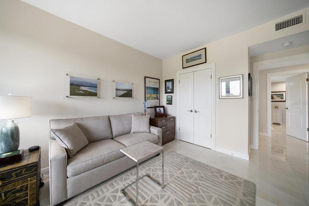 Belleair, Florida, 33756, United States, 2 Bedrooms Bedrooms, ,2 BathroomsBathrooms,Residential,For Sale,1877126