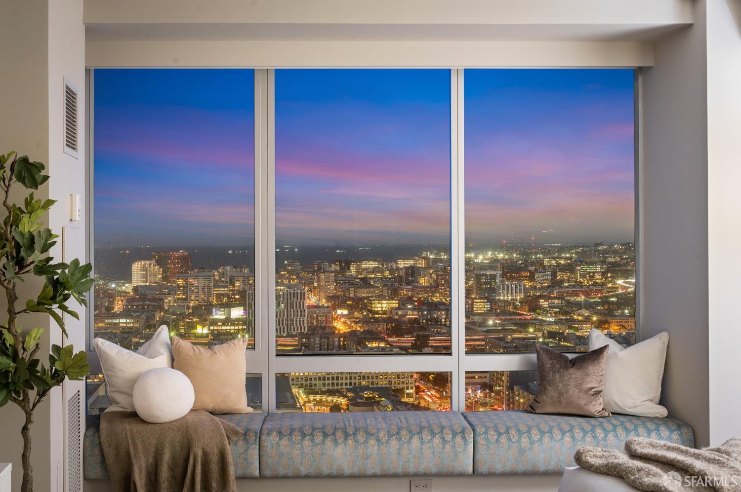 San Francisco, California, 94103, United States, 2 Bedrooms Bedrooms, ,3 BathroomsBathrooms,Residential,For Sale,1793366