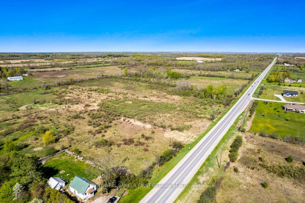 TAY VALLEY, Ontario, K7H 3C9, CA, ,Residential,For Sale,1865372