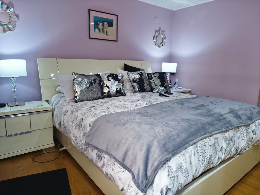 Las Condes, Chile, 5 Bedrooms Bedrooms, ,4 BathroomsBathrooms,Residential,For Sale,1821022