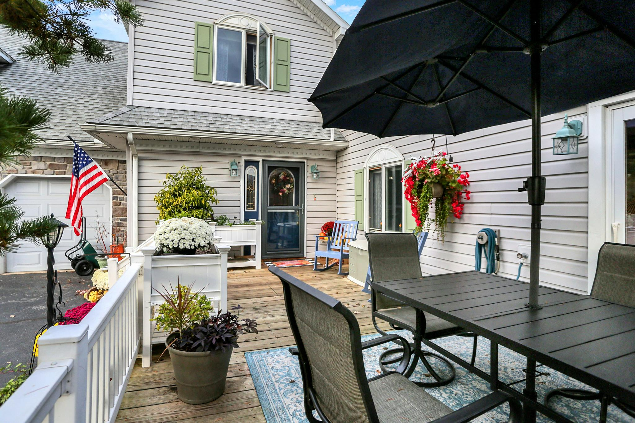 Thompsontown, Pennsylvania, 17094, United States, 4 Bedrooms Bedrooms, ,3 BathroomsBathrooms,Residential,For Sale,1981637