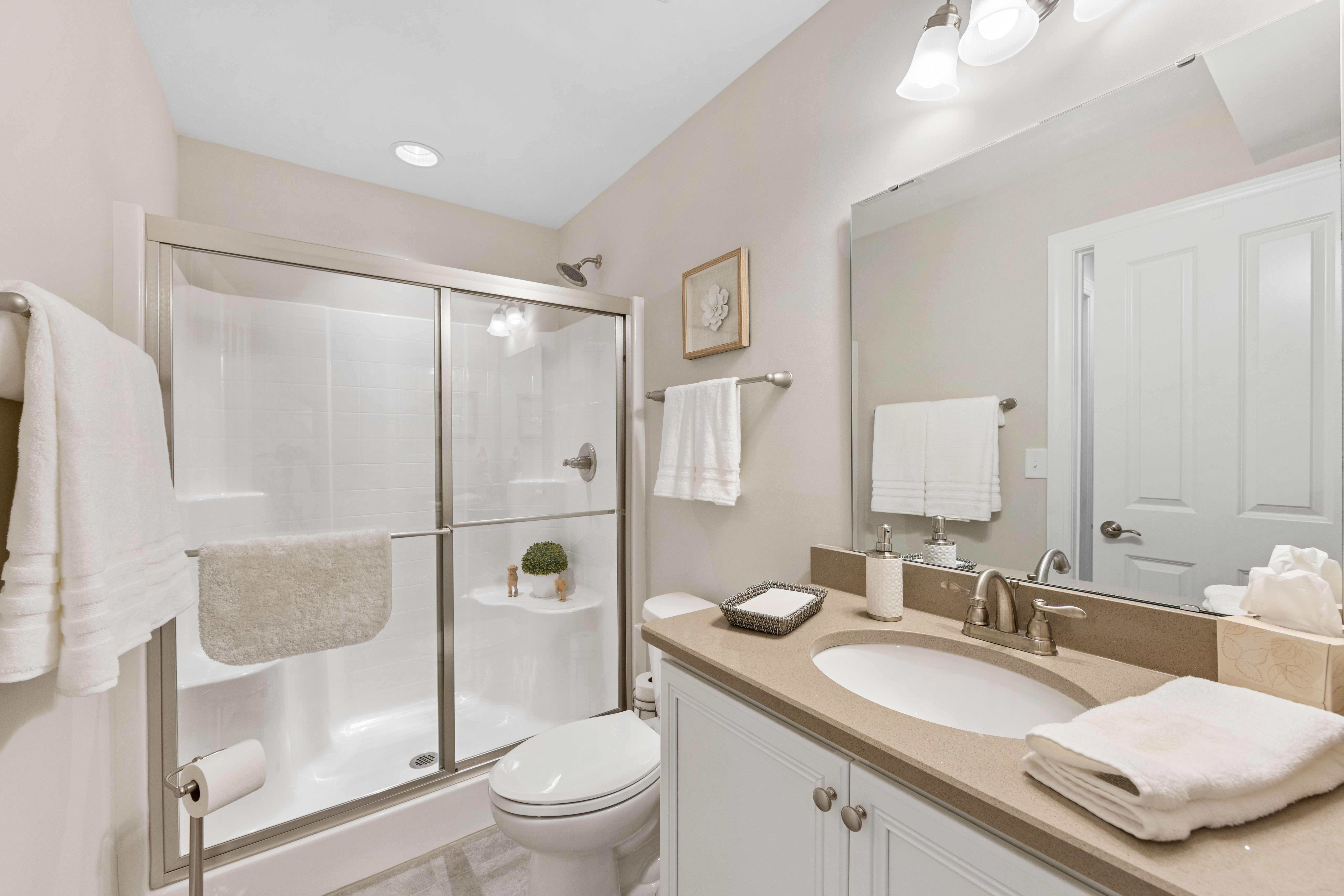 Cornelius, North Carolina, 28031, United States, 3 Bedrooms Bedrooms, ,3 BathroomsBathrooms,Residential,For Sale,1908056
